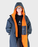 Dryrobe Advance KIDS V3 LS Poncho - Dark Grey/Orange